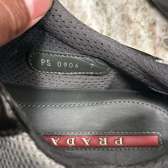 Prada black patent leather grey cloth  mid condition ask for $ 220 - Picture 4 of 4